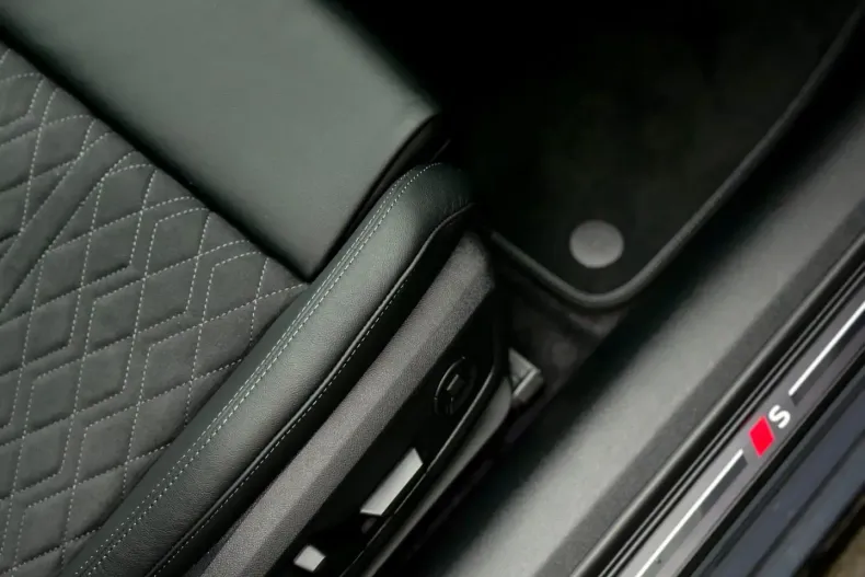 Audi A5 din 2025 cu 11.900 km - oferta AUD146722 - foto 13