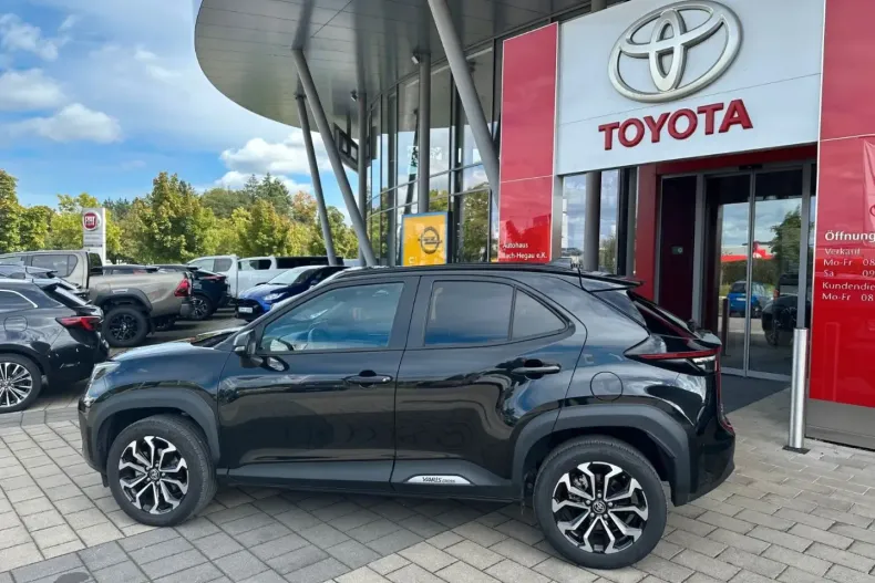 Toyota Yaris Cross din 2024 cu 9.500 km - oferta TOY146729 - foto 4