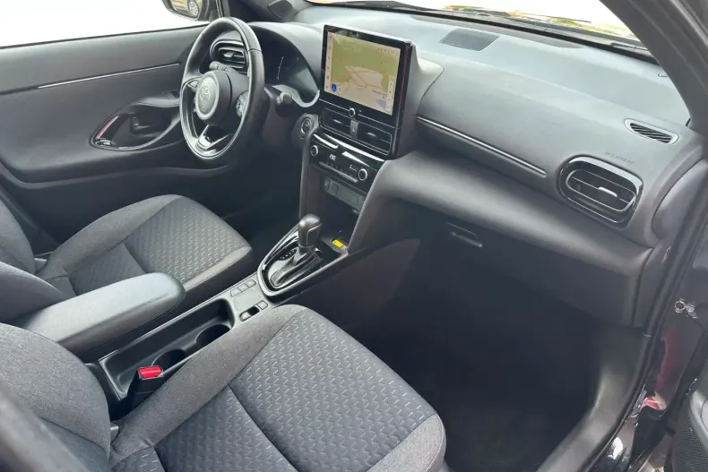 Toyota Yaris Cross din 2024 cu 9.500 km - oferta TOY146729 - foto 14