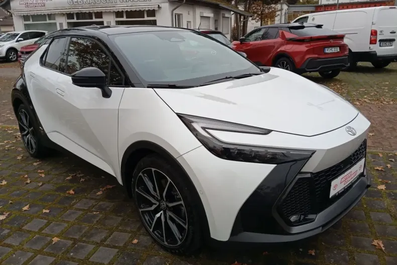 Toyota C-HR din 2024 cu 13.296 km - oferta TOY146732 - foto 24