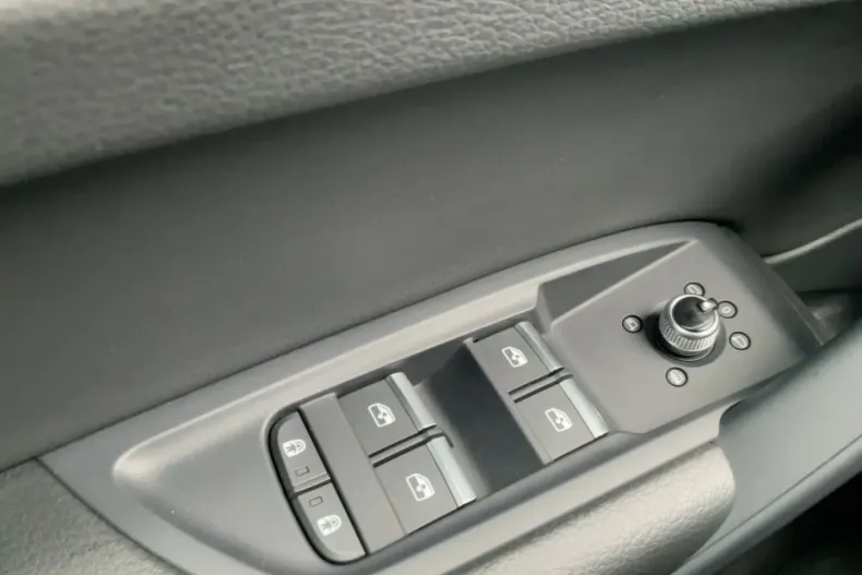 Audi Q5 din 2024 cu 29.195 km - oferta AUD146739 - foto 21