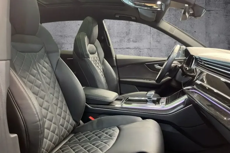 Audi SQ8 din 2022 cu 72.450 km - oferta AUD146740 - foto 8