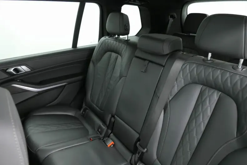 BMW X7 M60 din 2025 cu 24.750 km - oferta BMW146756 - foto 11