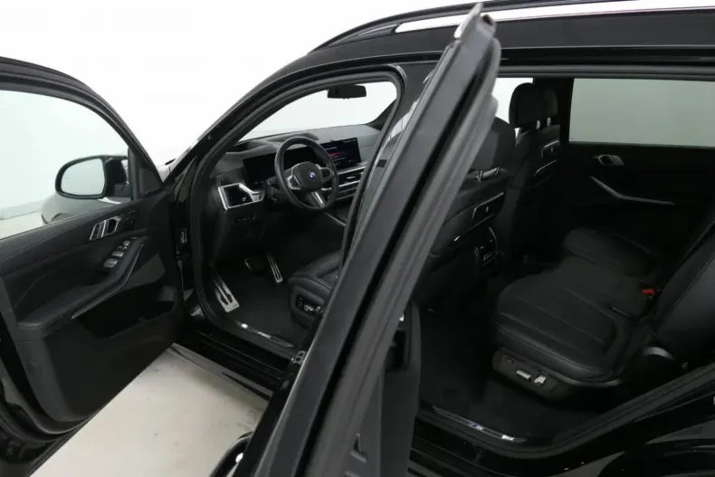 BMW X7 M60 din 2025 cu 24.750 km - oferta BMW146756 - foto 12