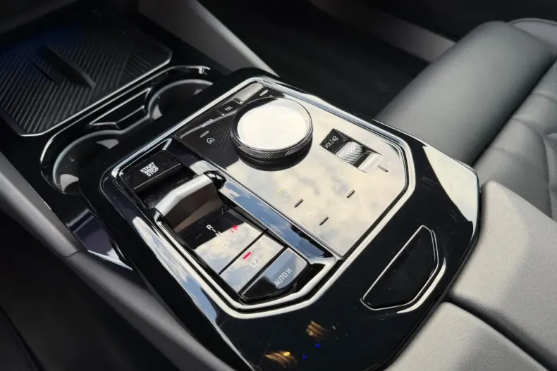 BMW 520 din 2024 cu 34.800 km - oferta BMW146761 - foto 14