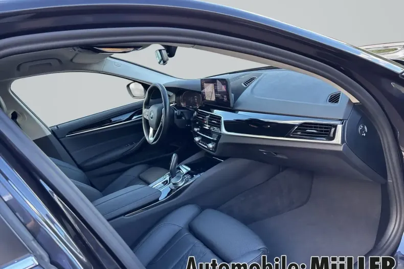 BMW 520 din 2021 cu 57.981 km - oferta BMW146767 - foto 9