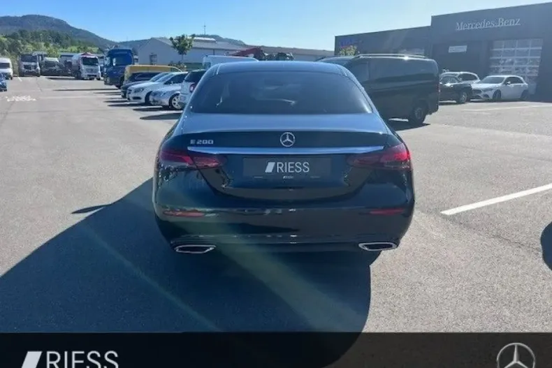 Mercedes-Benz E 200 din 2023 cu 30.590 km - oferta MER146770 - foto 6