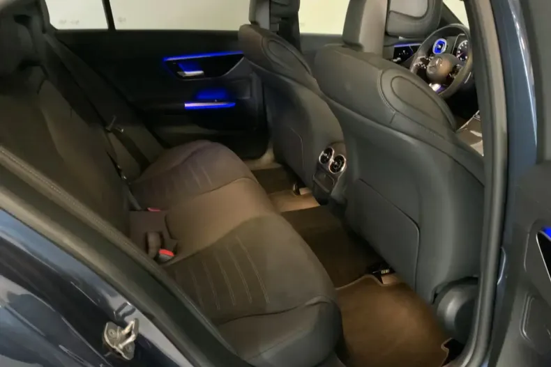 Mercedes-Benz C 300 din 2024 cu 36.060 km - oferta MER146771 - foto 4