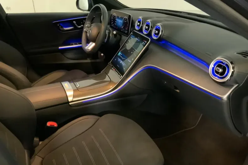 Mercedes-Benz C 300 din 2024 cu 36.060 km - oferta MER146771 - foto 8