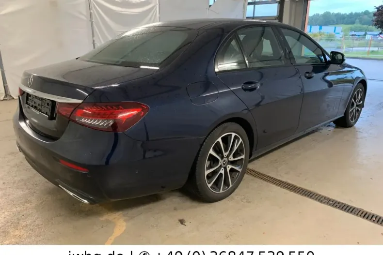 Mercedes-Benz E 300 din 2021 cu 70.000 km - oferta MER146772 - foto 5