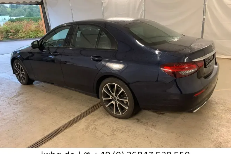 Mercedes-Benz E 300 din 2021 cu 70.000 km - oferta MER146772 - foto 7