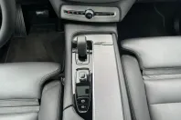 Volvo XC90 din 2023 cu 26.906 km - oferta VOL146775 - foto 9