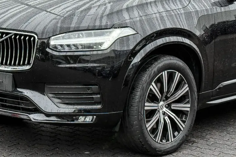 Volvo XC90 din 2023 cu 34.003 km - oferta VOL146780 - foto 3