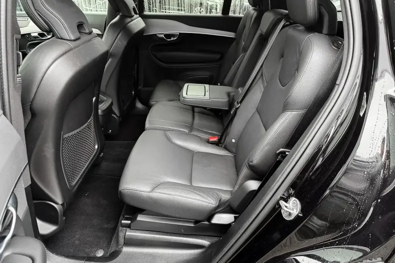 Volvo XC90 din 2023 cu 34.003 km - oferta VOL146780 - foto 17