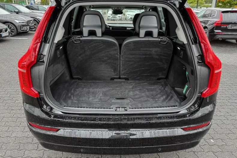 Volvo XC90 din 2023 cu 34.003 km - oferta VOL146780 - foto 18