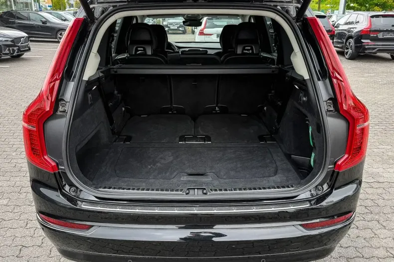 Volvo XC90 din 2023 cu 31.817 km - oferta VOL146781 - foto 18