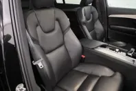 Volvo XC90 din 2023 cu 83.390 km - oferta VOL146782 - foto 8