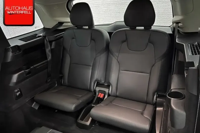 Volvo XC90 din 2023 cu 83.390 km - oferta VOL146782 - foto 10