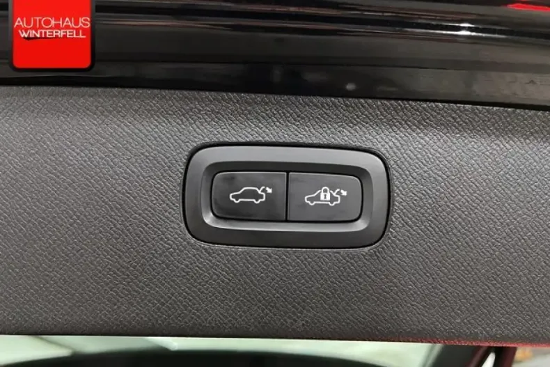 Volvo XC90 din 2023 cu 83.390 km - oferta VOL146782 - foto 15