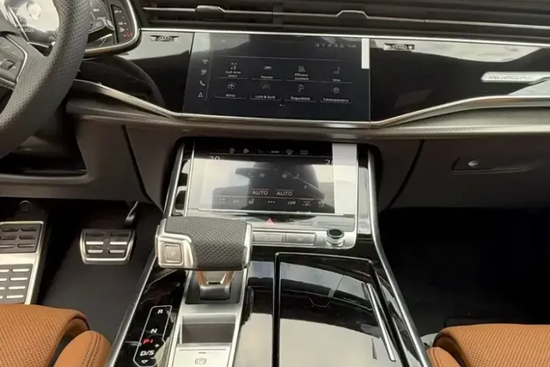 Audi RSQ8 din 2025 cu 50 km - oferta AUD146783 - foto 8