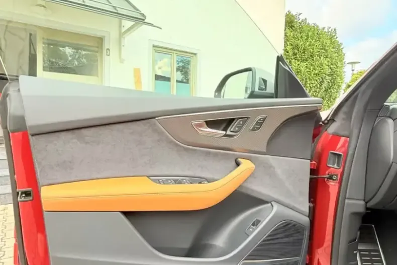 Audi RSQ8 din 2025 cu 50 km - oferta AUD146783 - foto 12