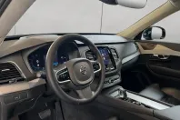 Volvo XC90 din 2023 cu 48.667 km - oferta VOL146784 - foto 10