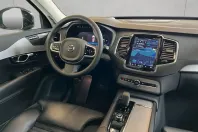 Volvo XC90 din 2023 cu 48.667 km - oferta VOL146784 - foto 28