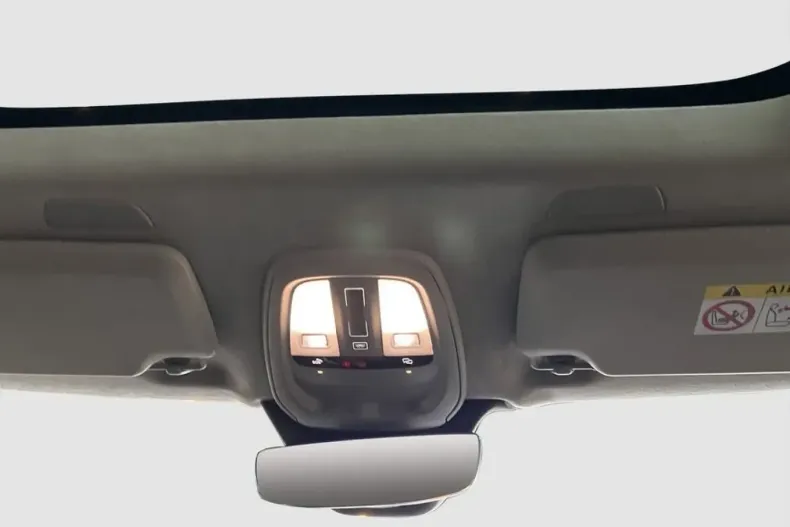 Volvo XC90 din 2023 cu 48.667 km - oferta VOL146784 - foto 29