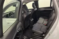 Volvo XC90 din 2023 cu 66.693 km - oferta VOL146787 - foto 8