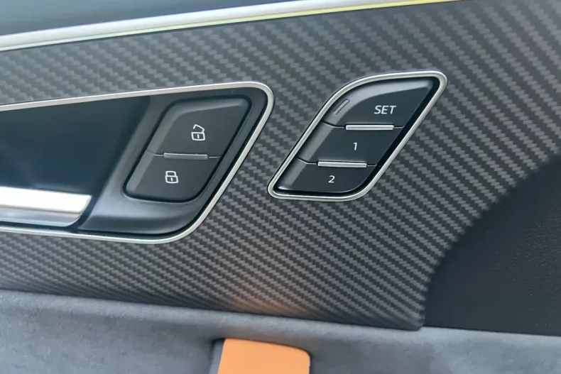 Audi RSQ8 din 2025 cu 20 km - oferta AUD146790 - foto 14