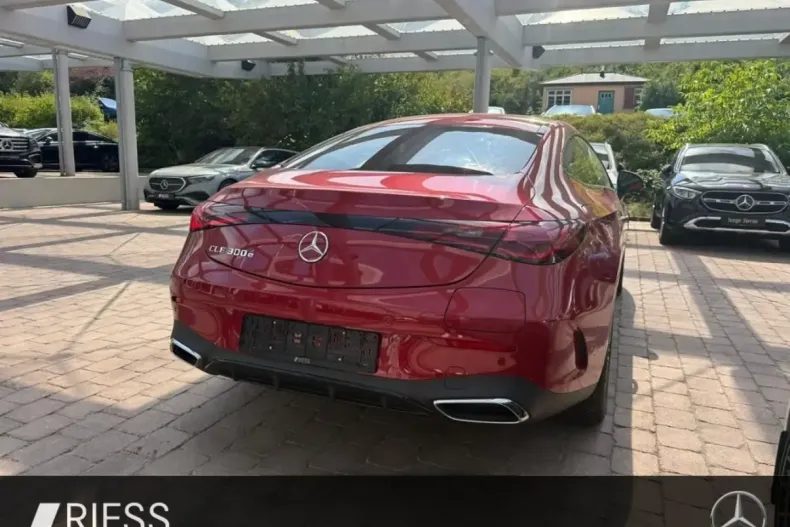 Mercedes-Benz CLE 300 din 2024 cu 4.500 km - oferta MER146802 - foto 5