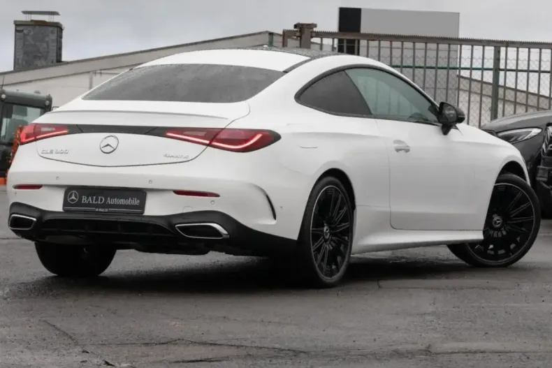 Mercedes-Benz CLE 300 din 2024 cu 4.214 km - oferta MER146803 - foto 3