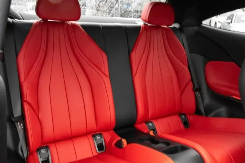 Mercedes-Benz CLE 300 din 2024 cu 4.214 km - oferta MER146803 - foto 5