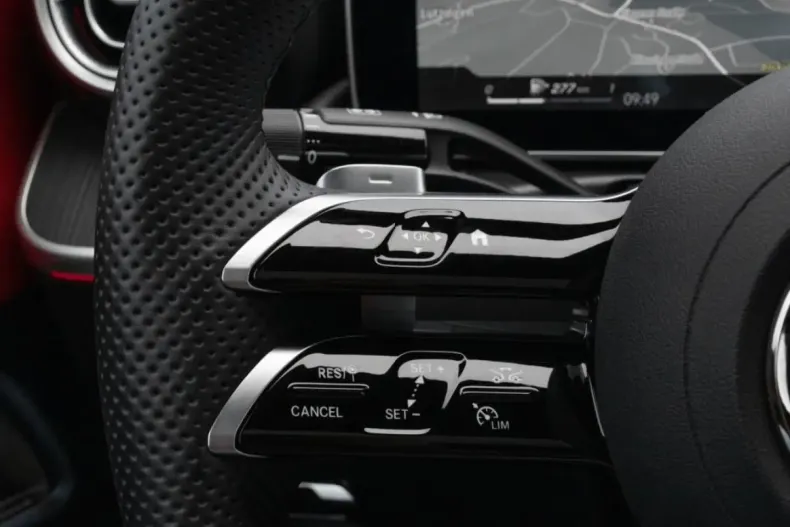 Mercedes-Benz CLE 300 din 2024 cu 4.214 km - oferta MER146803 - foto 21