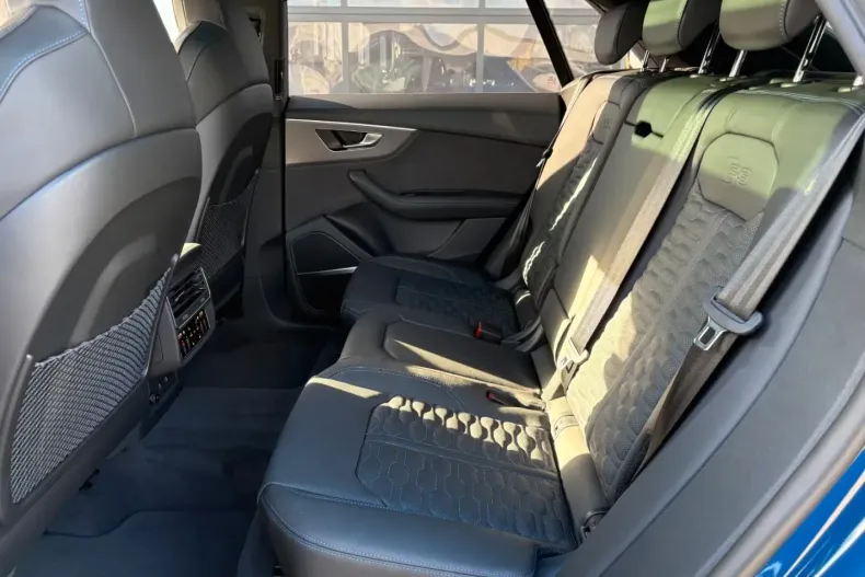 Audi RSQ8 din 2025 cu 30 km - oferta AUD146807 - foto 12