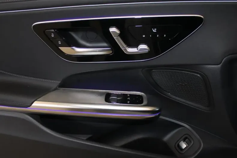 Mercedes-Benz CLE 450 din 2024 cu 31.432 km - oferta MER146808 - foto 9