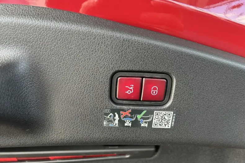 Mercedes-Benz CLE 300 din 2024 cu 17.903 km - oferta MER146809 - foto 27