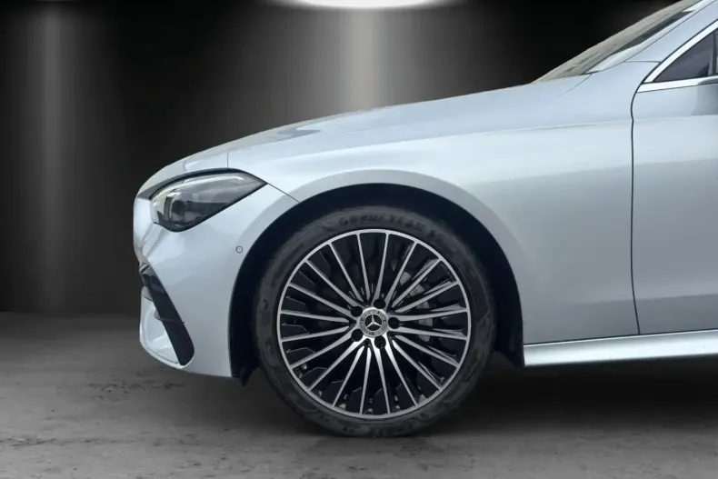 Mercedes-Benz CLE 300 din 2024 cu 44.733 km - oferta MER146811 - foto 15