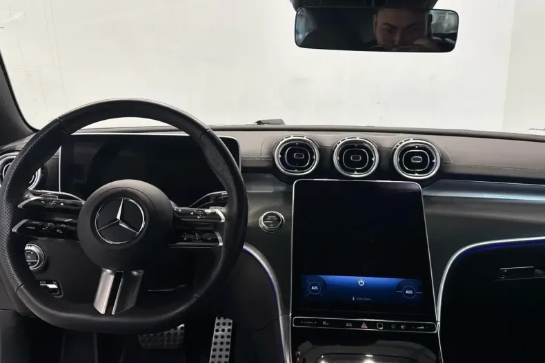 Mercedes-Benz CLE 200 din 2024 cu 19.999 km - oferta MER146812 - foto 9
