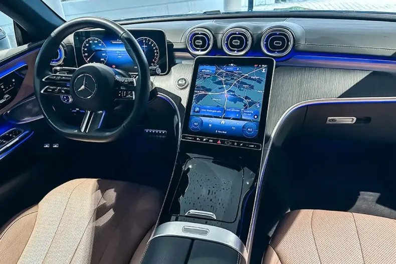 Mercedes-Benz CLE 300 din 2024 cu 19.852 km - oferta MER146814 - foto 8