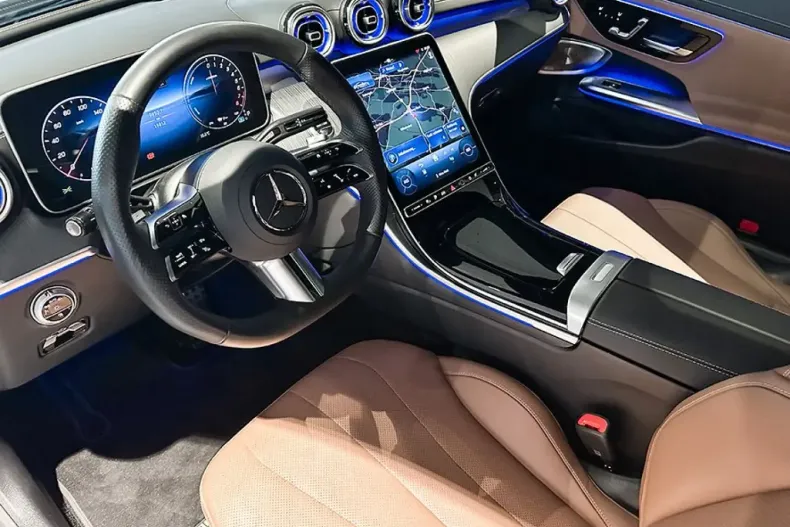 Mercedes-Benz CLE 300 din 2024 cu 19.852 km - oferta MER146814 - foto 11