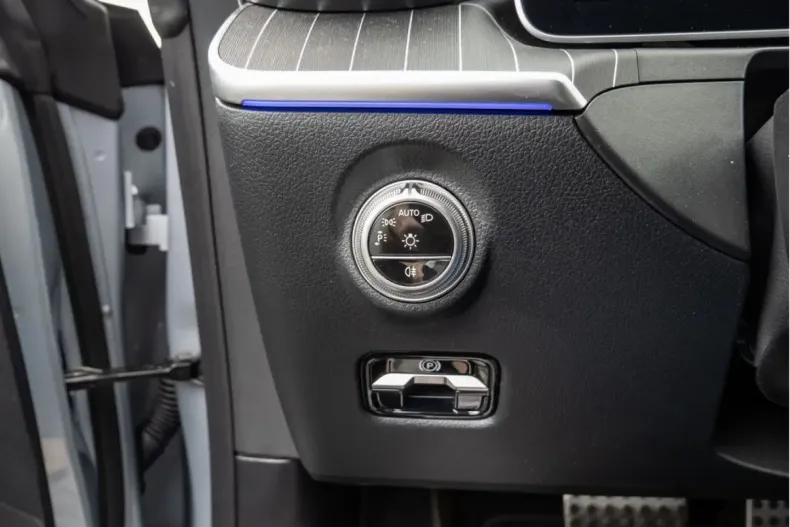 Mercedes-Benz CLE 200 din 2025 cu 6.009 km - oferta MER146815 - foto 19