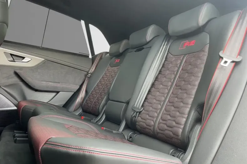 Audi RSQ8 din 2025 cu 5 km - oferta AUD146816 - foto 12