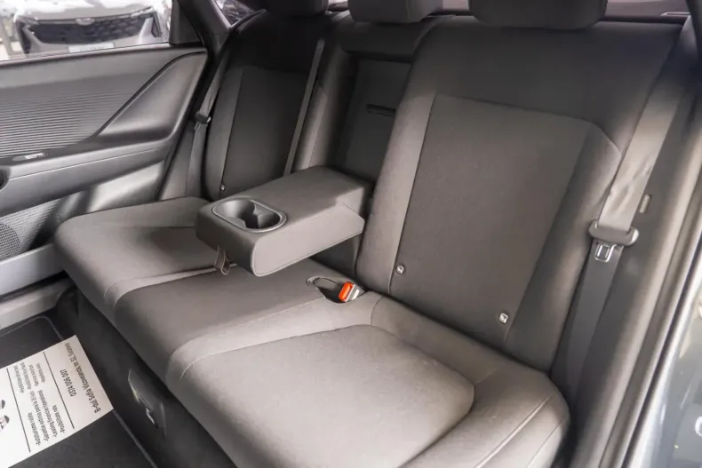 Hyundai IONIQ din 2023 cu 20.800 km - oferta HYU146818 - foto 23