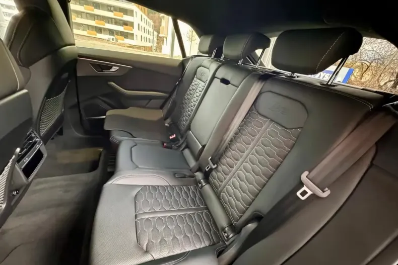 Audi RSQ8 din 2025 cu 10 km - oferta AUD146819 - foto 10