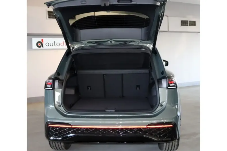 Volkswagen Tiguan din 2025 cu 23.771 km - oferta VOL146821 - foto 22