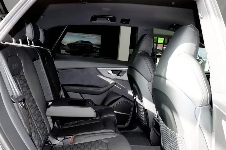 Audi RSQ8 din 2025 cu 5 km - oferta AUD146822 - foto 5