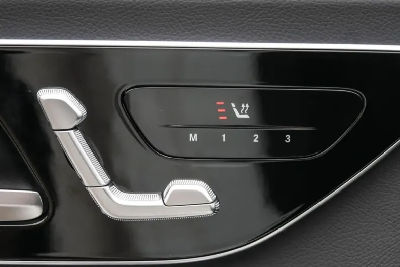 Mercedes-Benz CLE 300 din 2024 cu 12.671 km - oferta MER146840 - foto 14