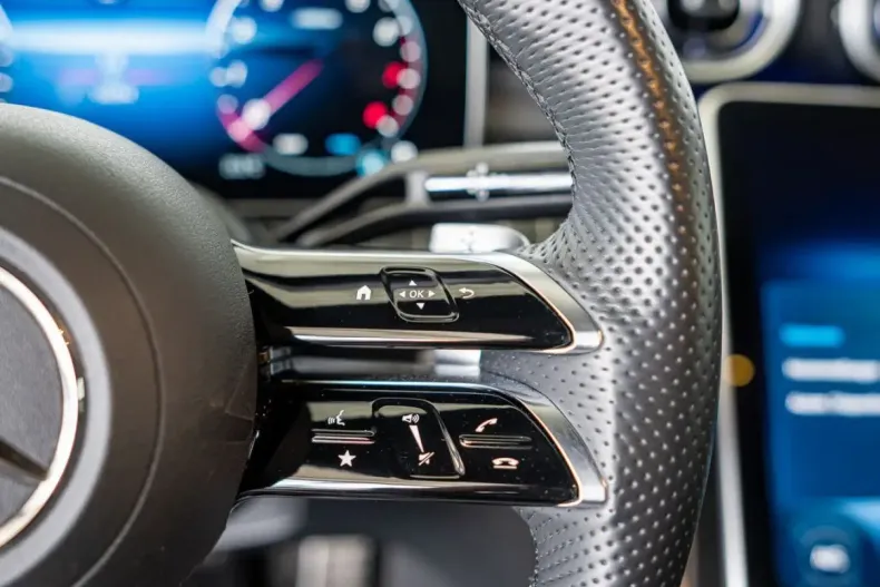 Mercedes-Benz CLE 200 din 2024 cu 14.186 km - oferta MER146841 - foto 13