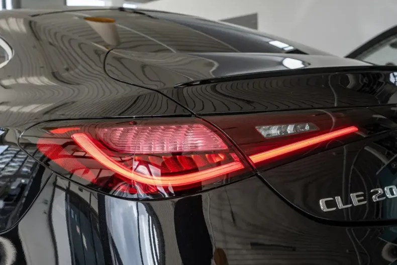 Mercedes-Benz CLE 200 din 2024 cu 14.186 km - oferta MER146841 - foto 22